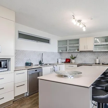 Condor Apartments By Gold Coast Premium Exterior photo