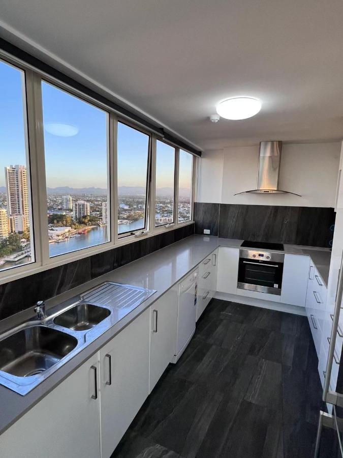 Condor By Premium Aparthotel Gold Coast